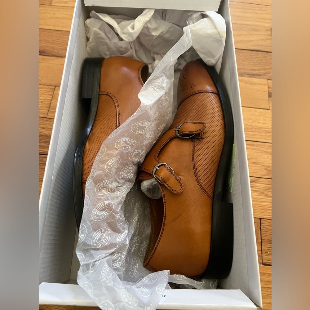 Steve Madden Leather shoes. Monk strap style. Size 7.